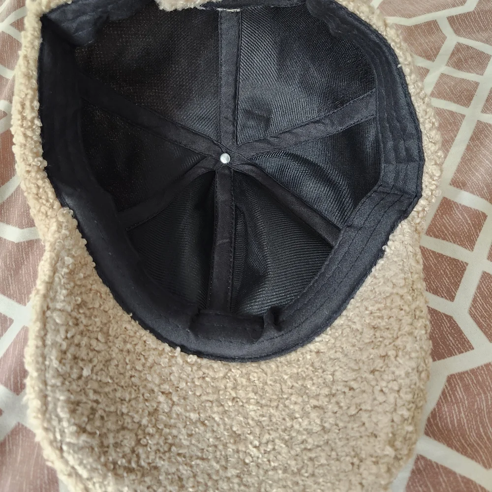 KHAKI SHERPA ADJUSTABLE CAP NIP - Picture 3 of 5
